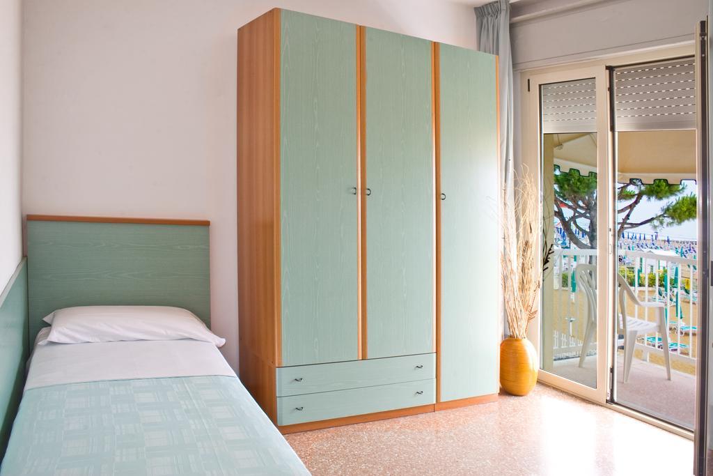Hotel Janeiro Frontemare Lido di Jesolo Pokoj fotografie